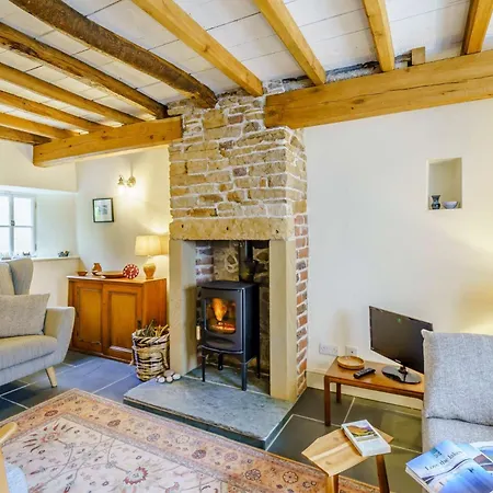 2 Bed In Eaglesfield 85288 Holiday home *