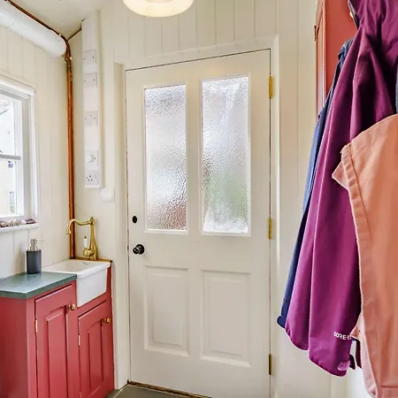 Holiday home 2 Bed In Eaglesfield 85288 *