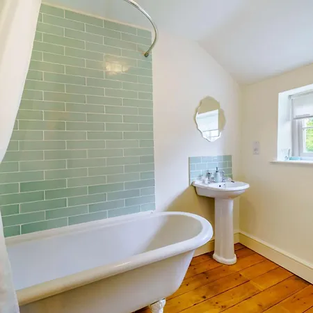 2 Bed In Eaglesfield 85288